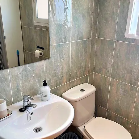 With Terrace And Pool, 300 M From Piles